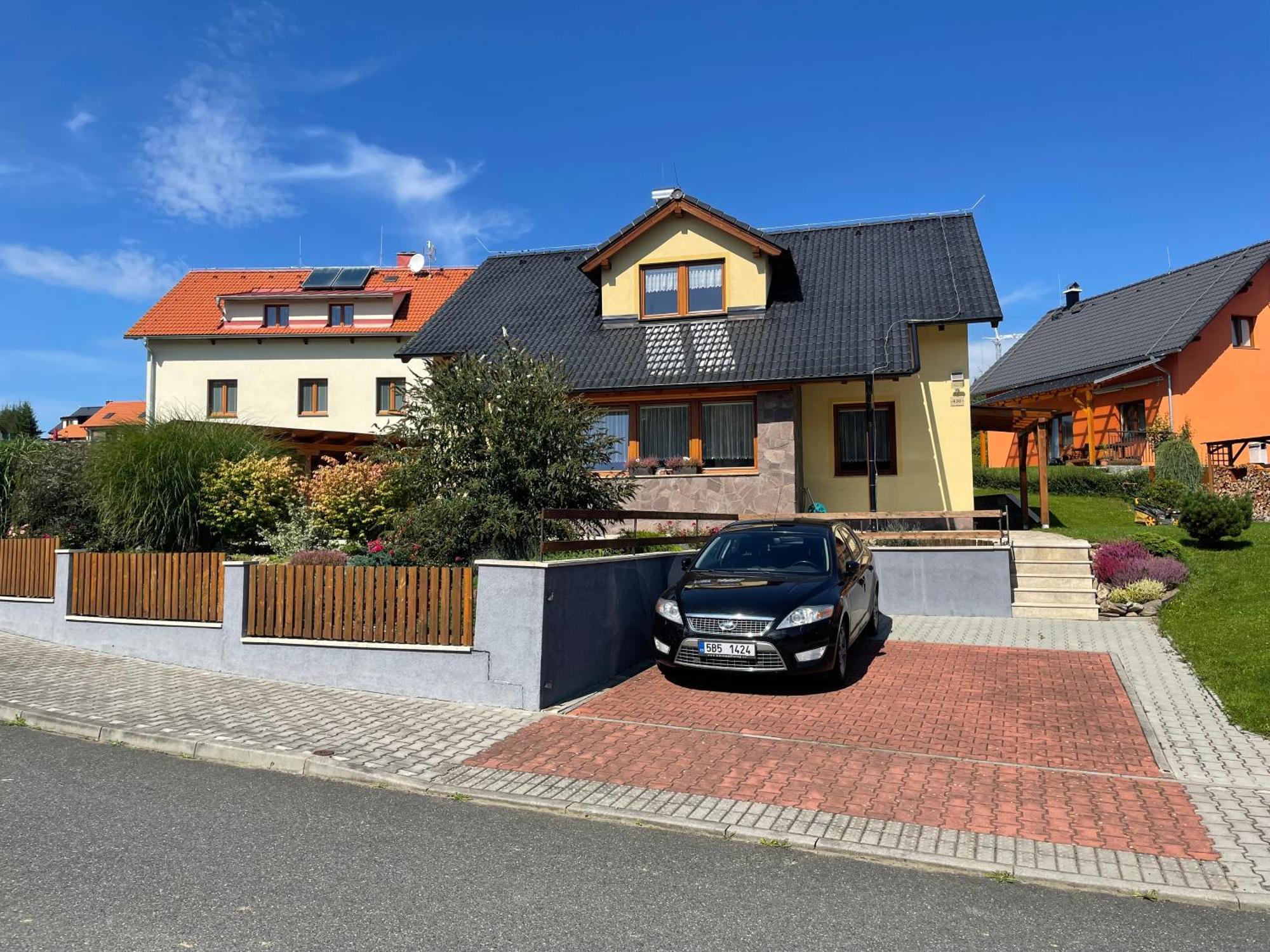 Apartman U Kovaru Kasperske Hory Exterior photo