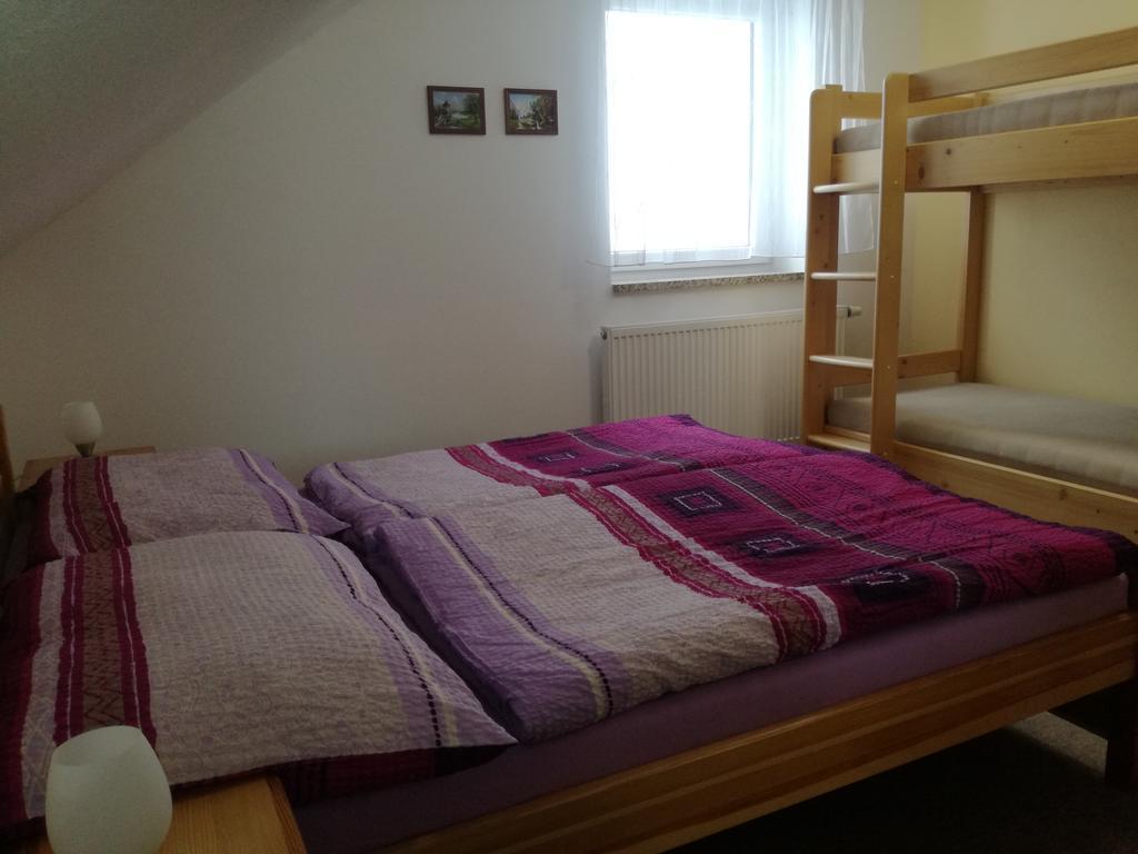 Apartman U Kovaru Kasperske Hory Exterior photo